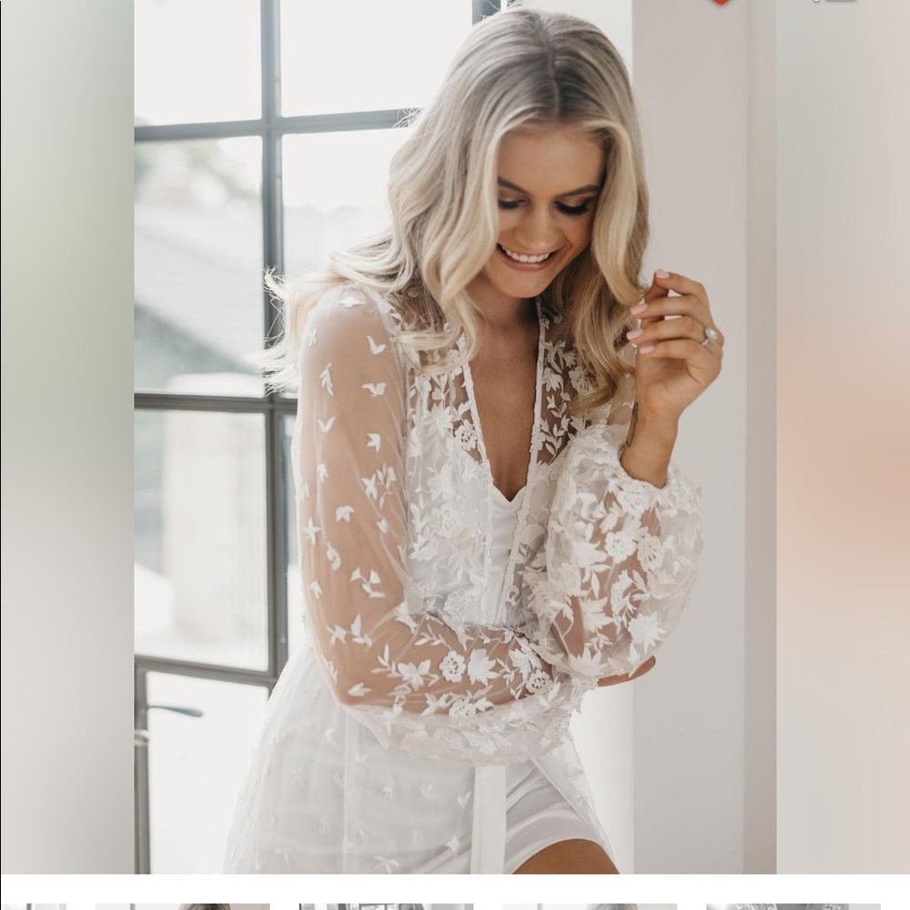 Lace Bride Robe - Picture 3 of 8
